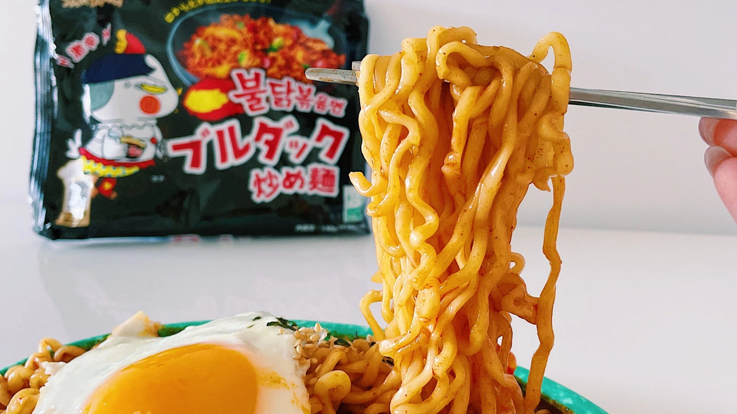 BULDAK ORIGINAL SPICY CHICKEN ★ STIR-FRIED NOODLES, GLASS NOODLES, TTOEKBOKKI & SAUCE // SAMYANG