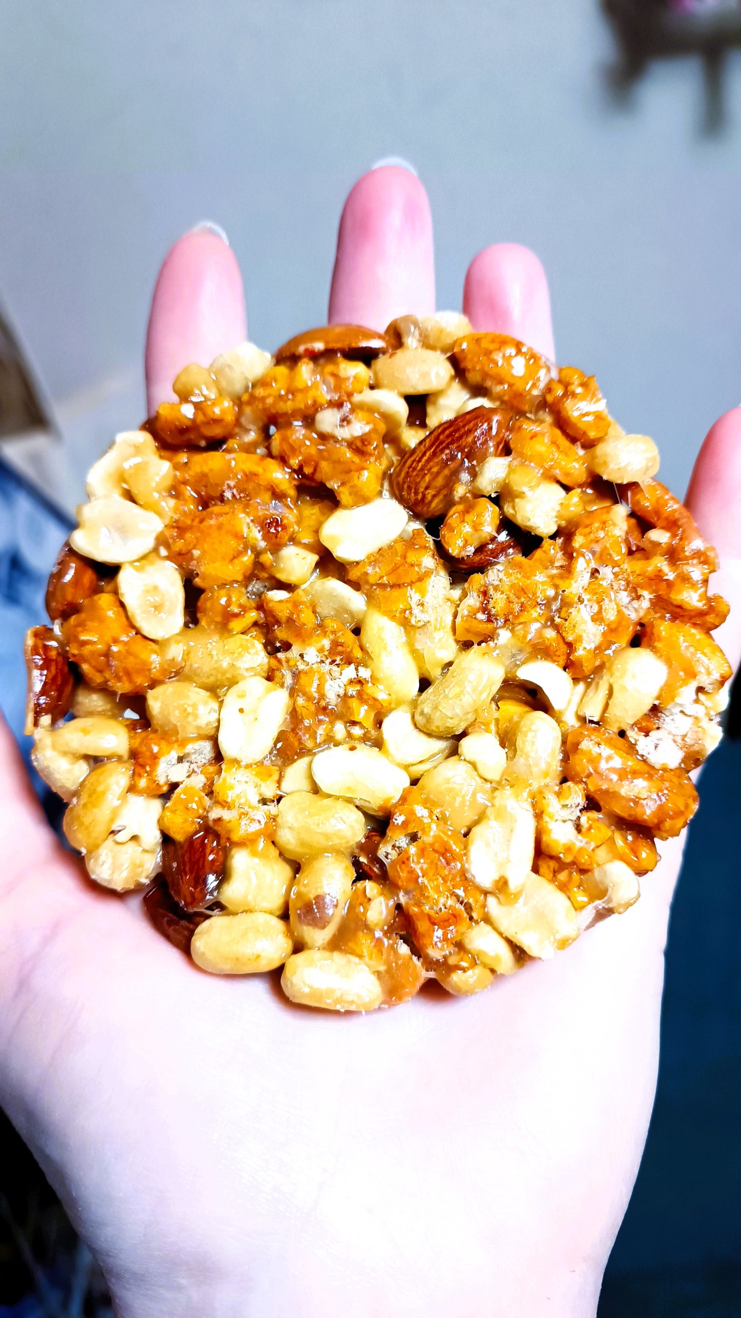 FUKUMAME DAIKO โ
 GOOD FORTUNE CRACKER โ
 CARAMEL & NUTTY