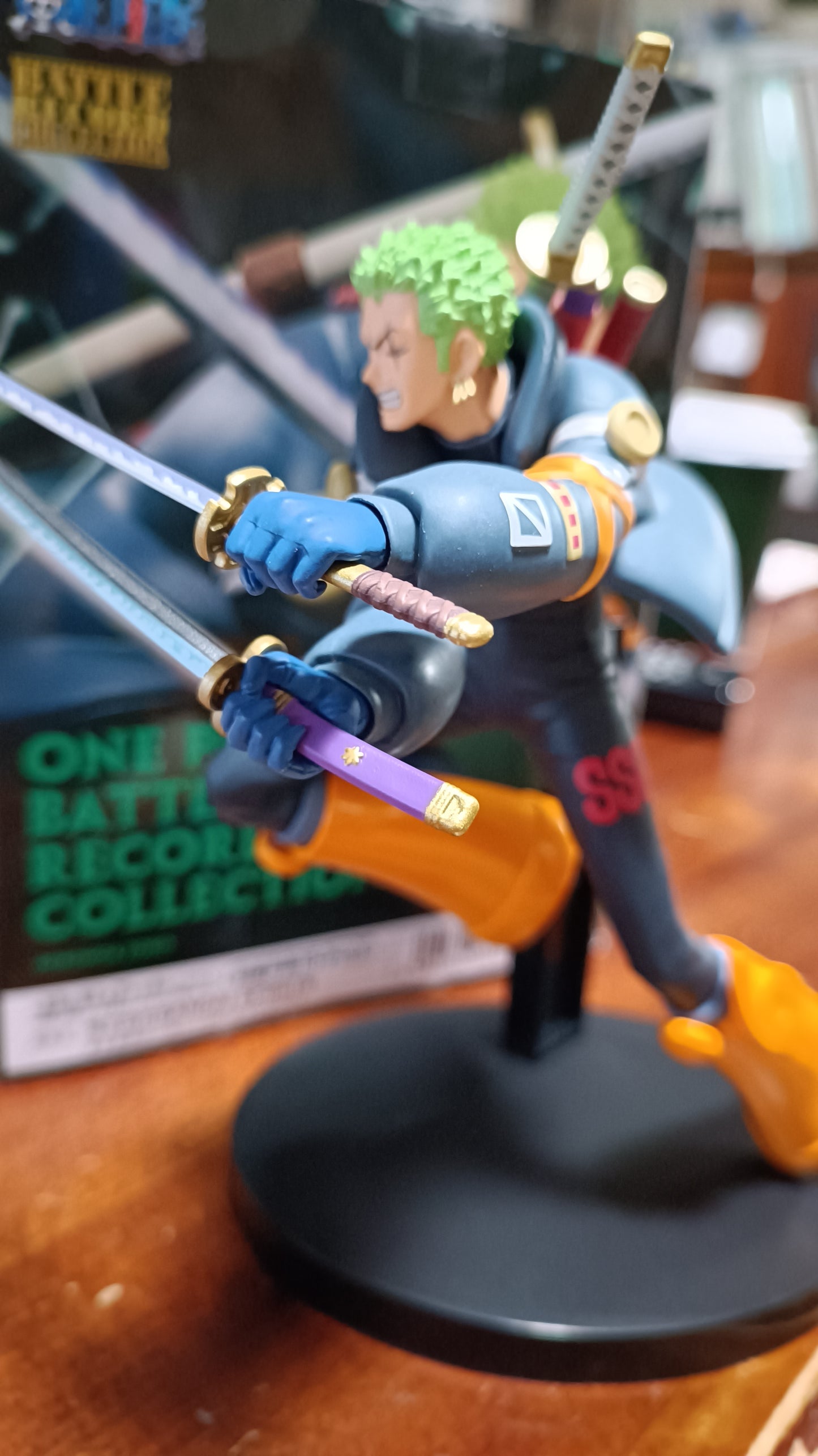 RORONOA ZORO ~ ONE PIECE // FIGURINE