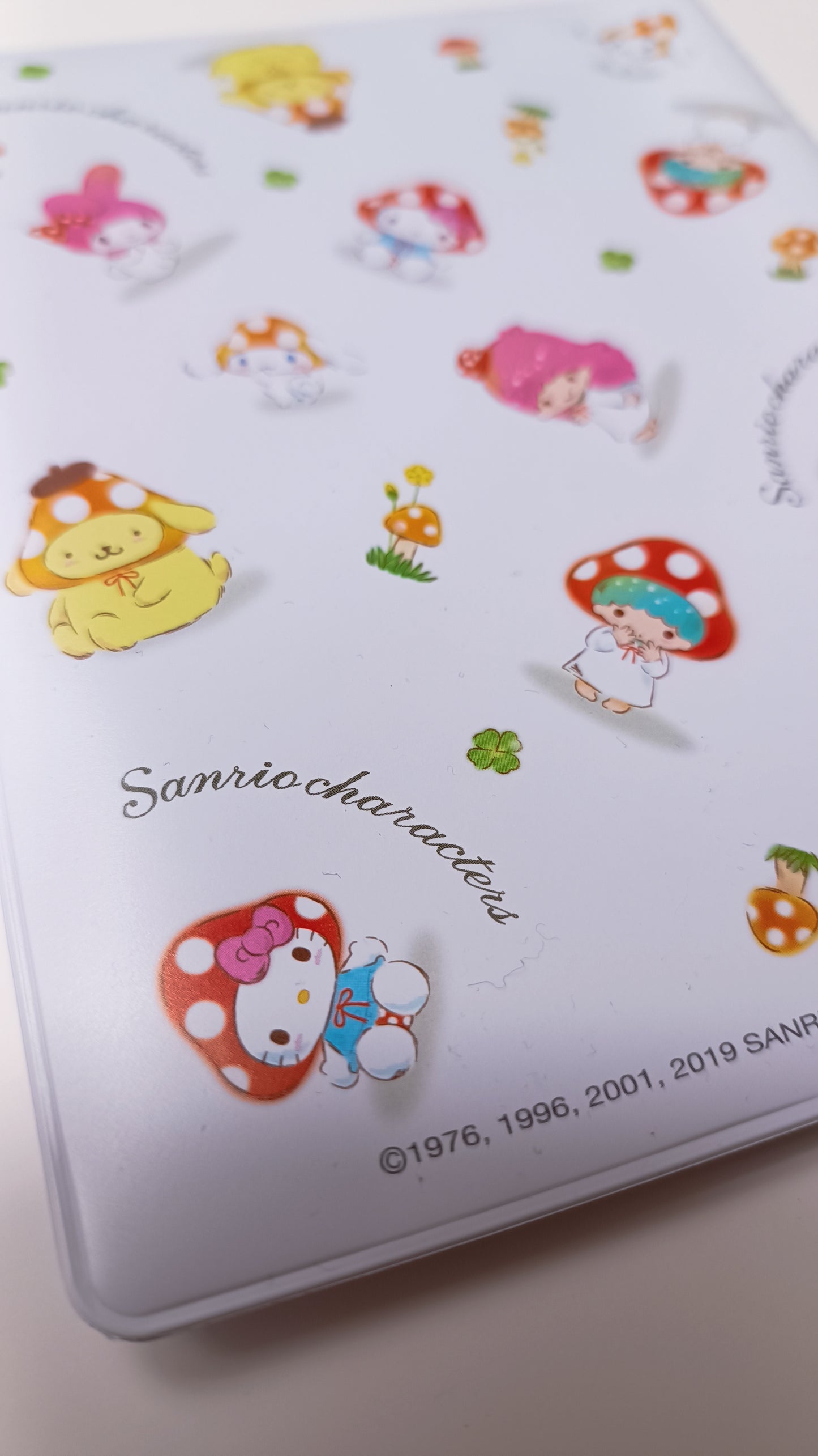SANRIO CHARACTERS ★ HEALTH CARD CASE // SANRIO