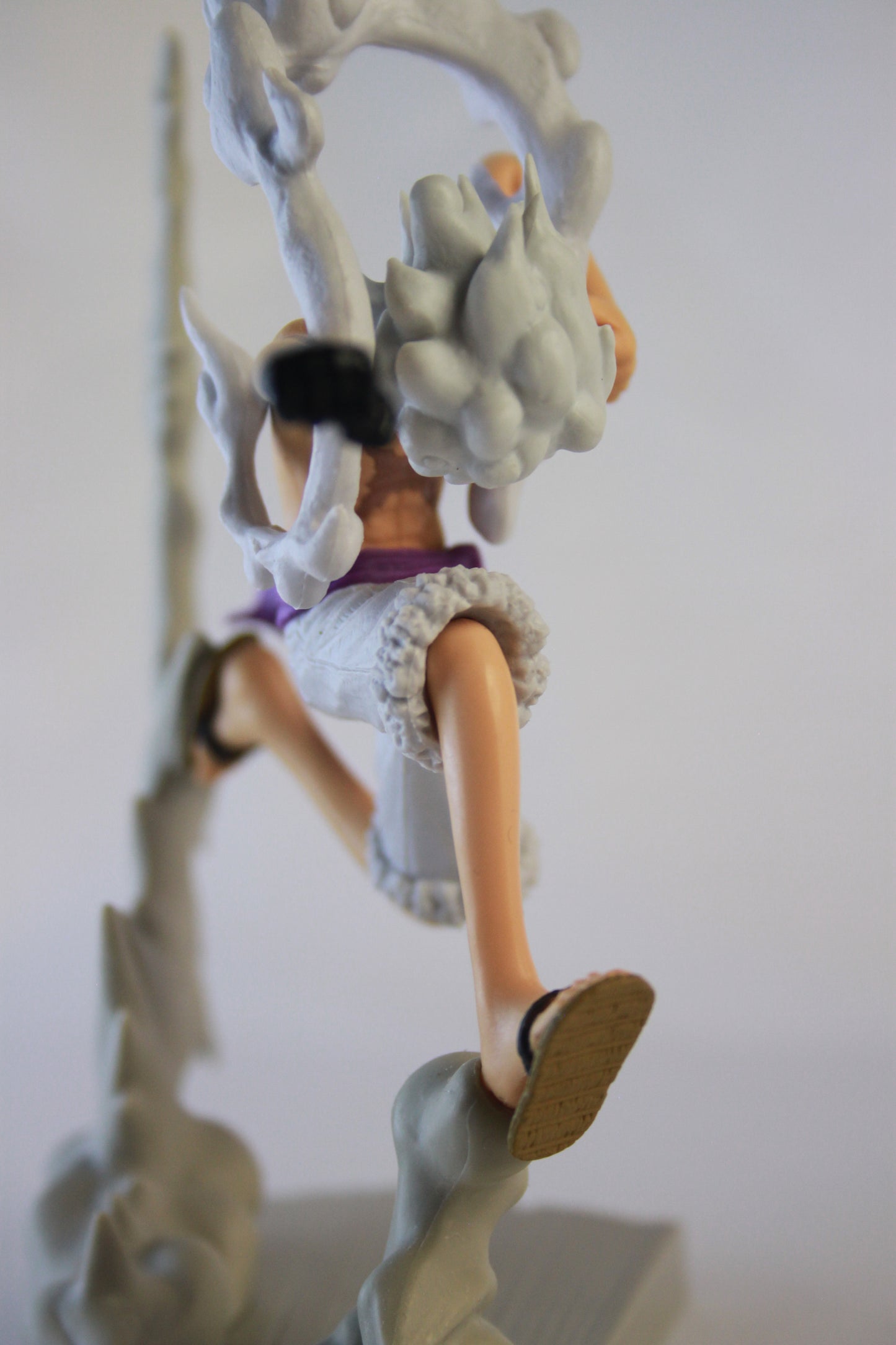 LUFFY GEAR 5 ~ ONE PIECE // SENKOUZEKKEI FIGURINE