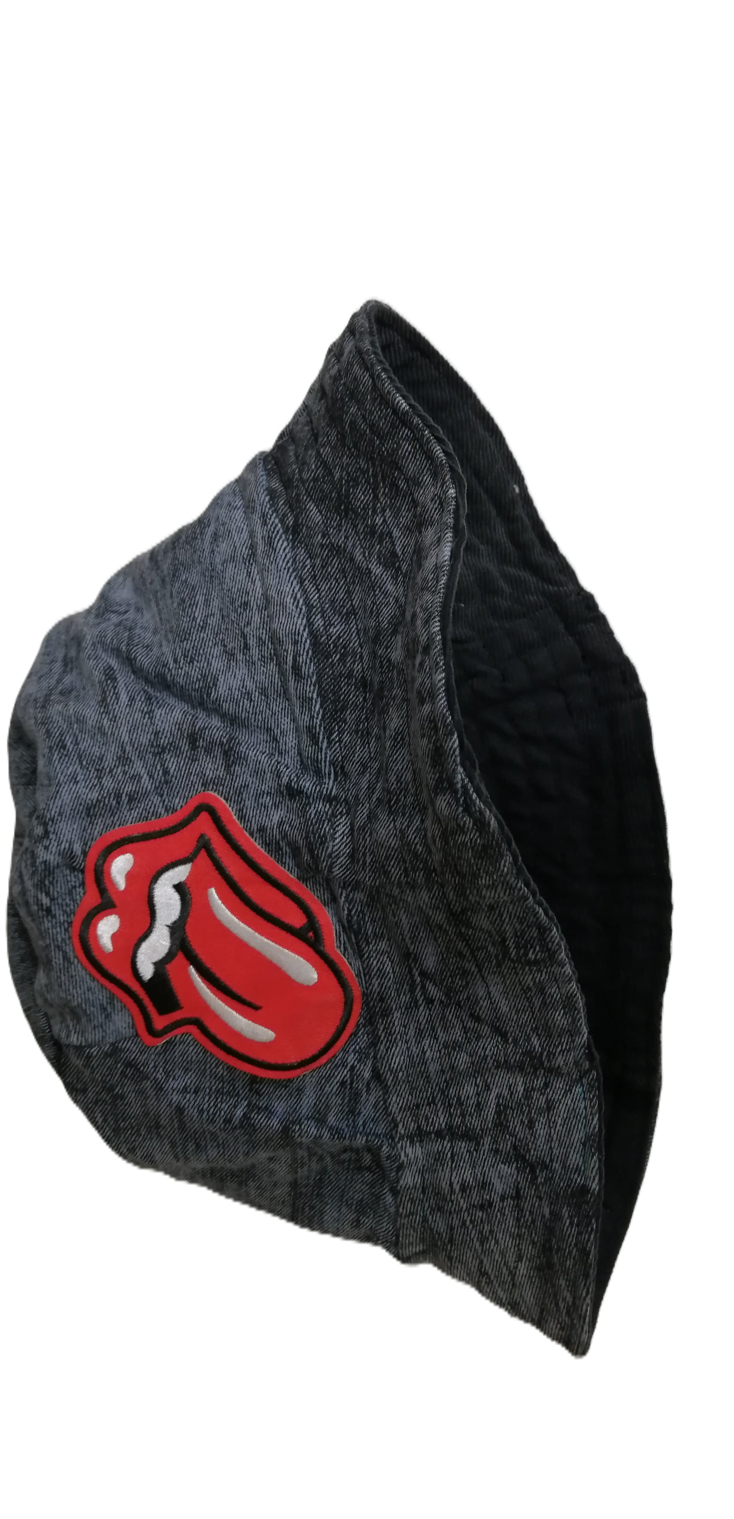 HIZOKU ÷ 1/1 REVERSIBLE BUCKET HAT HANDCRAFTED // MISFITKID