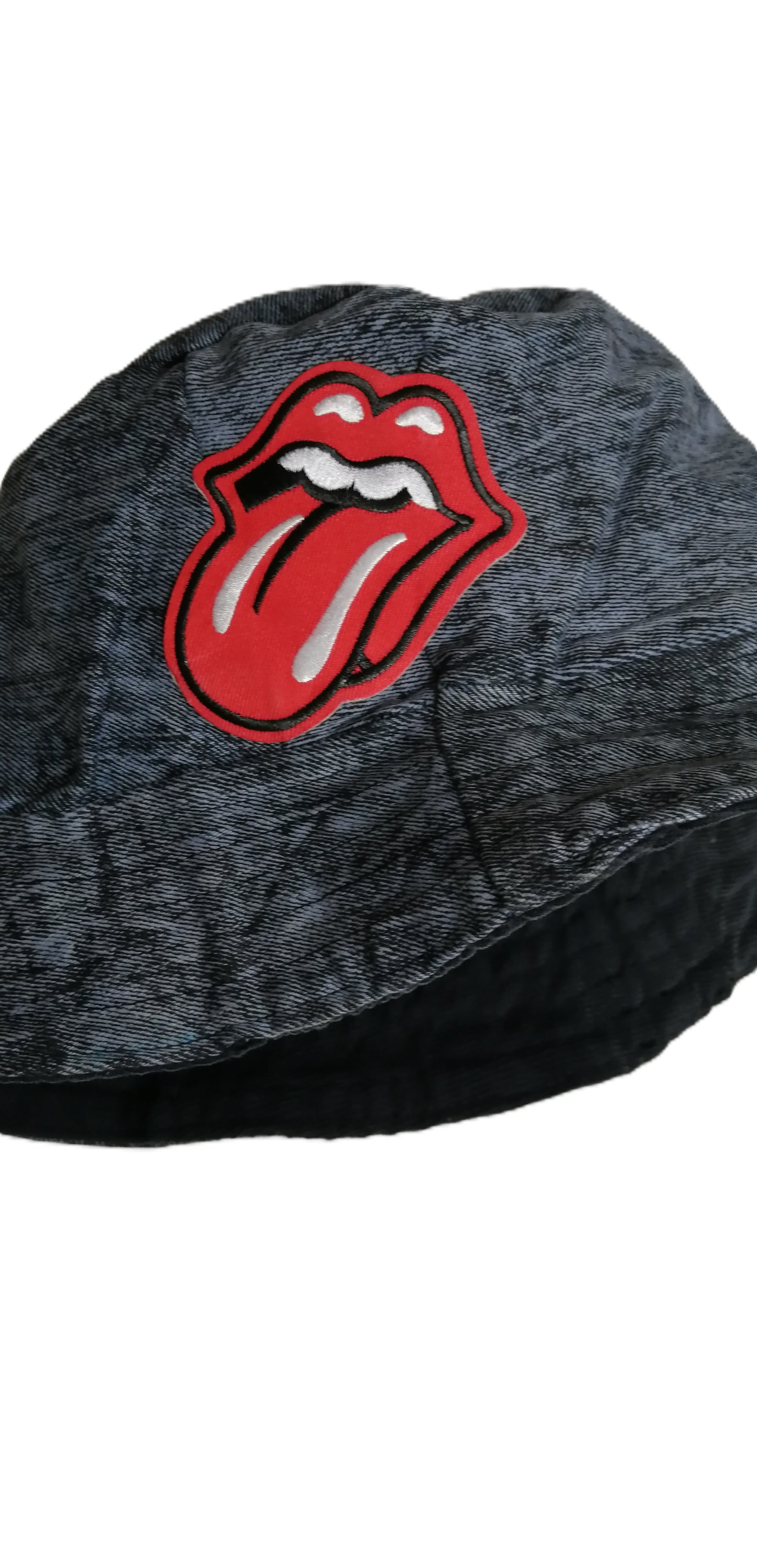 HIZOKU ÷ 1/1 REVERSIBLE BUCKET HAT HANDCRAFTED // MISFITKID