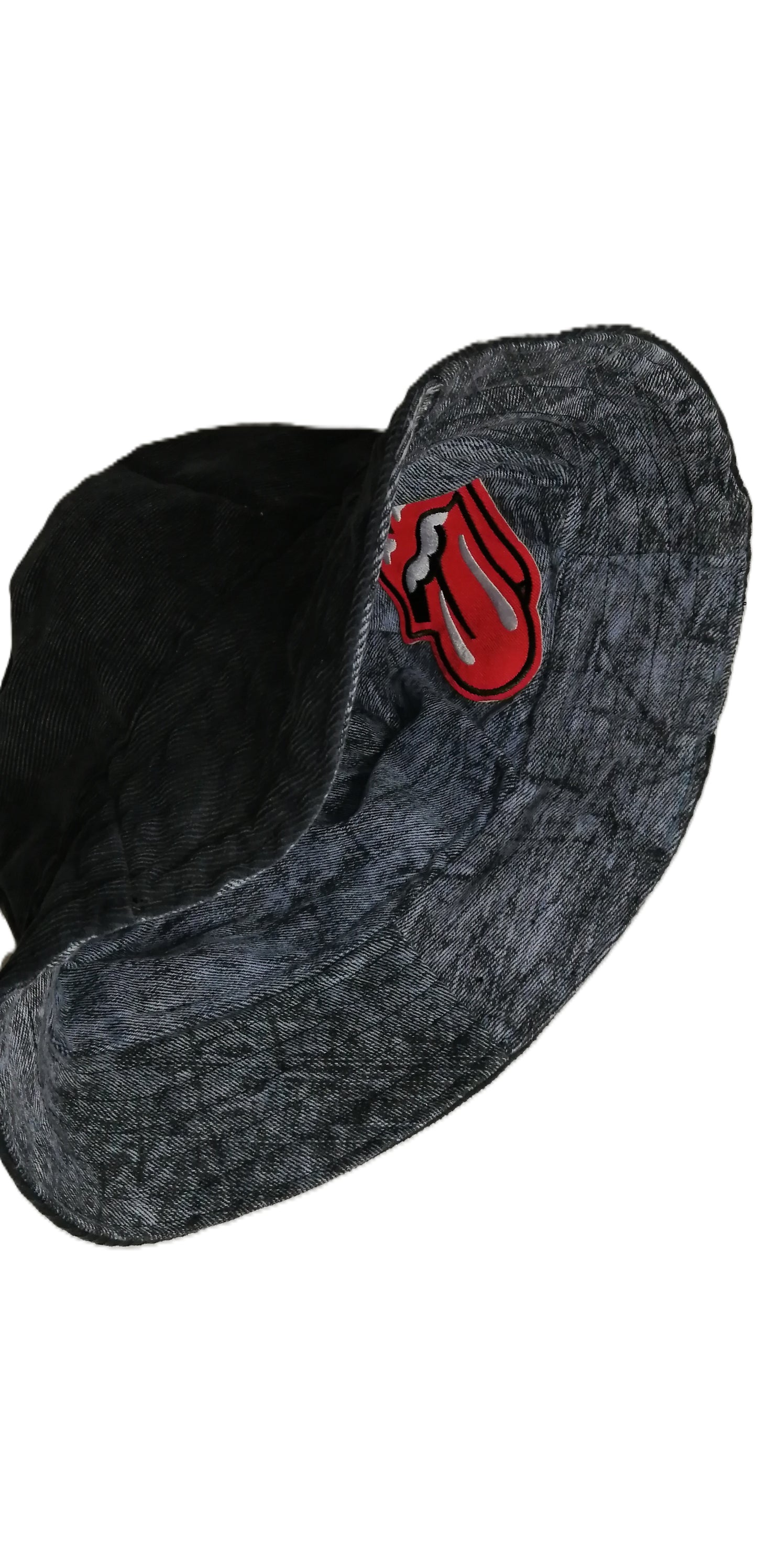 HIZOKU ÷ 1/1 REVERSIBLE BUCKET HAT HANDCRAFTED // MISFITKID