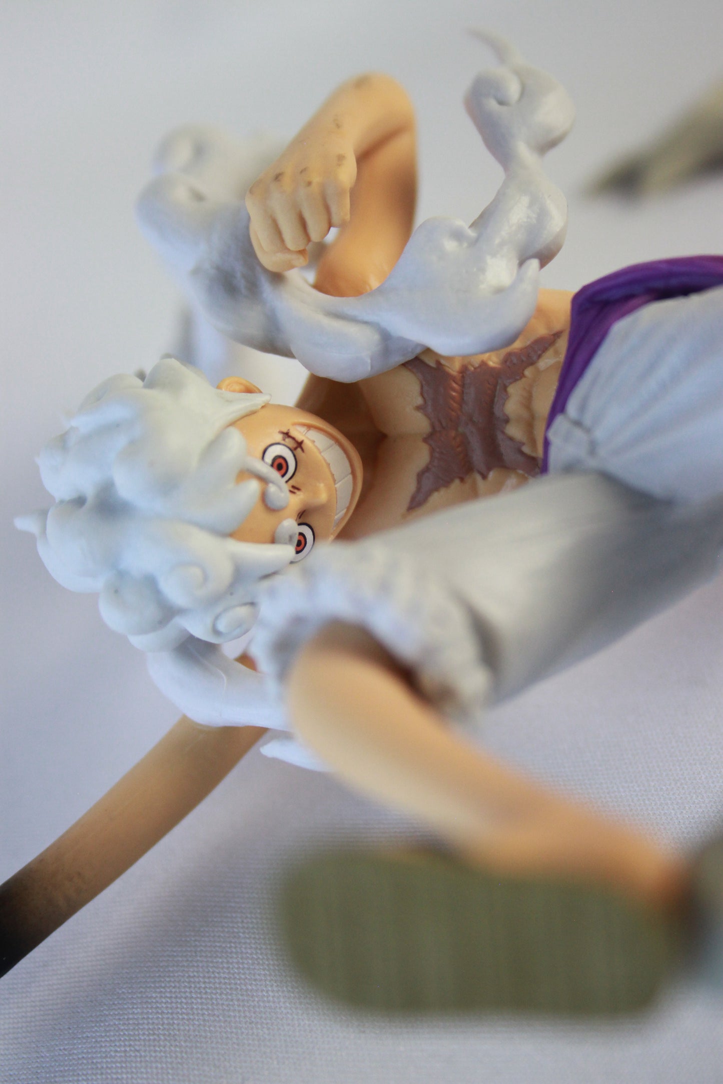 LUFFY GEAR 5 ~ ONE PIECE // SENKOUZEKKEI FIGURINE