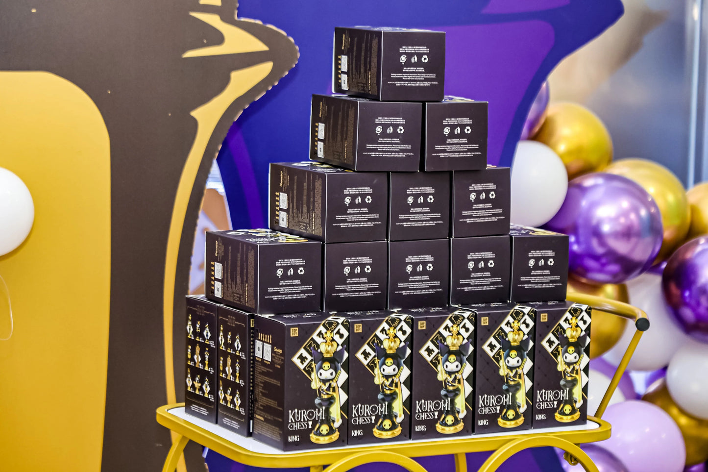 KUROMI ★ CHESS PIECES ★ BLIND BOX FIGURINES // TOPTOY