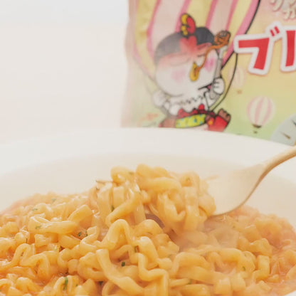 BULDAK CREAM CARBONARA SPICY CHICKEN ★ STIR-FRIED NOODLES // SAMYANG