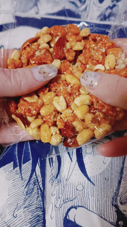 FUKUMAME DAIKO ★ GOOD FORTUNE CRACKER ★ CARAMEL & NUTTY